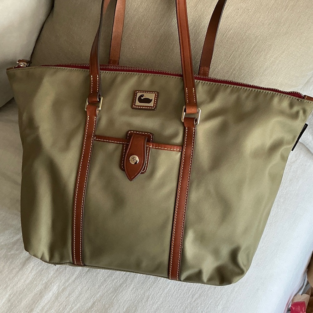 Wayfarer large zip tote